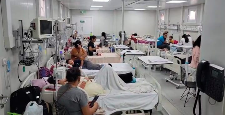 Habilitan hospital móvil para atender a pacientes con síntomas de dengue - Diario La Tribuna