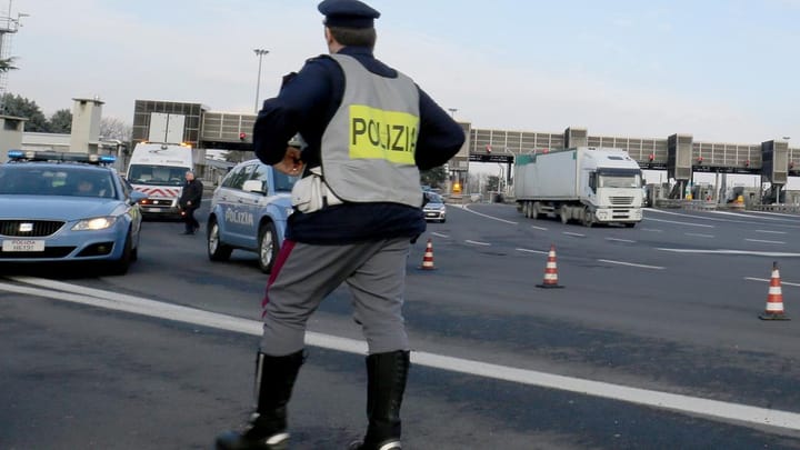 Corrieri della droga fermati ad Altedo (Bologna), viaggiavano con oltre 22 chili di marijuana